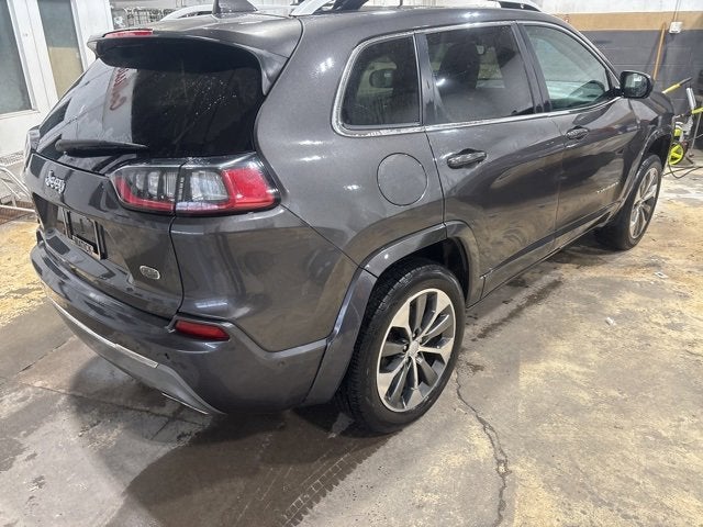2019 Jeep Cherokee Overland