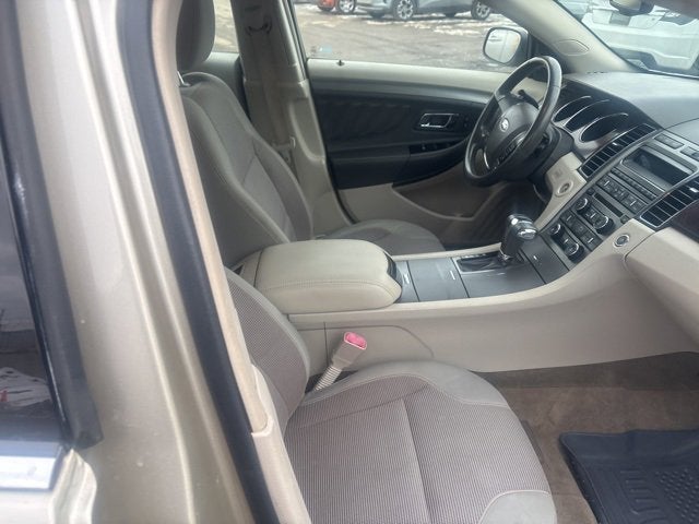 2011 Ford Taurus SEL