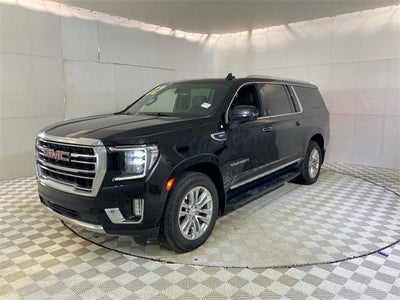 2022 GMC Yukon XL SLT