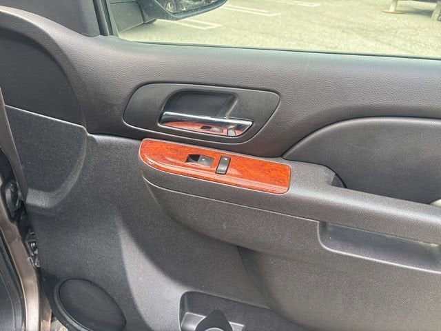 2012 GMC Yukon XL SLE