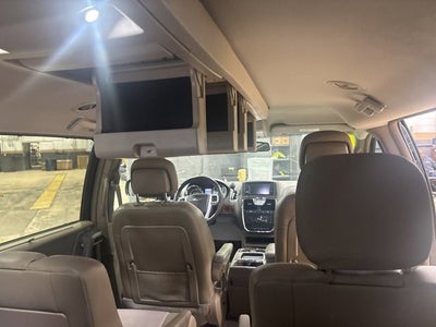 2014 Chrysler Town & Country Touring