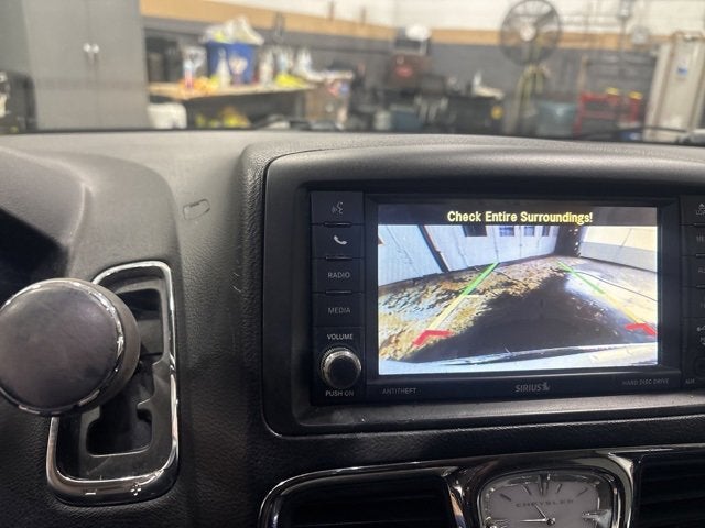 2016 Chrysler Town & Country Touring