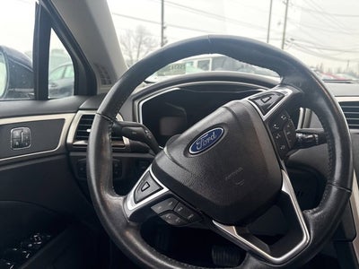 2013 Ford Fusion SE