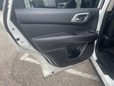 2019 Nissan Pathfinder SV