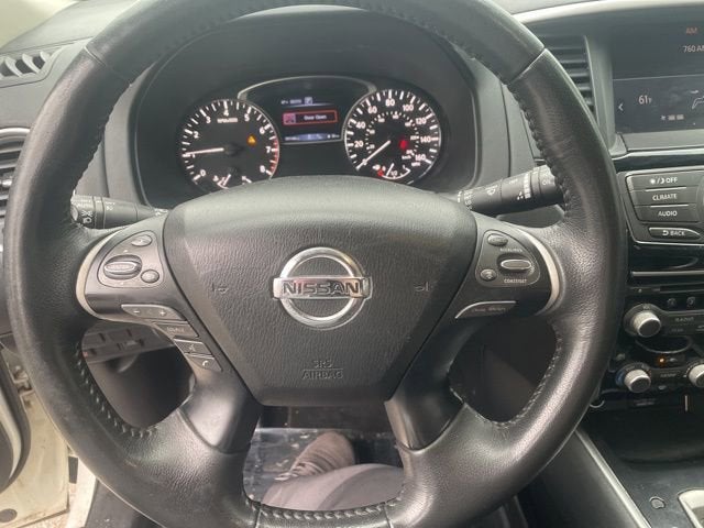 2019 Nissan Pathfinder SV