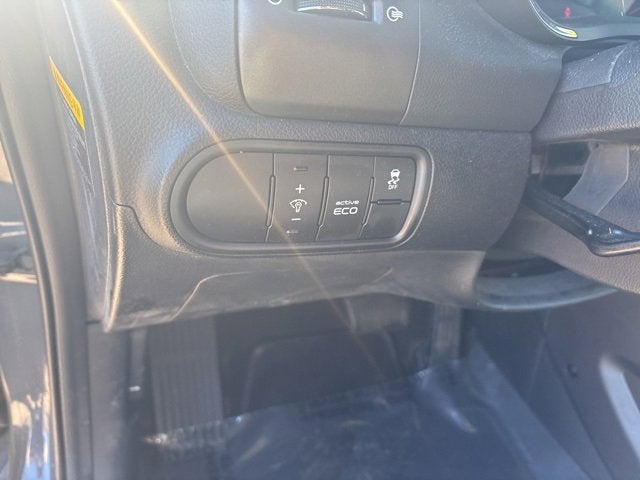 2016 Kia Forte 5-Door LX