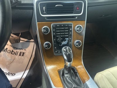 2016 Volvo S60 Inscription T5 Platinum