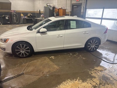 2016 Volvo S60 Inscription T5 Platinum