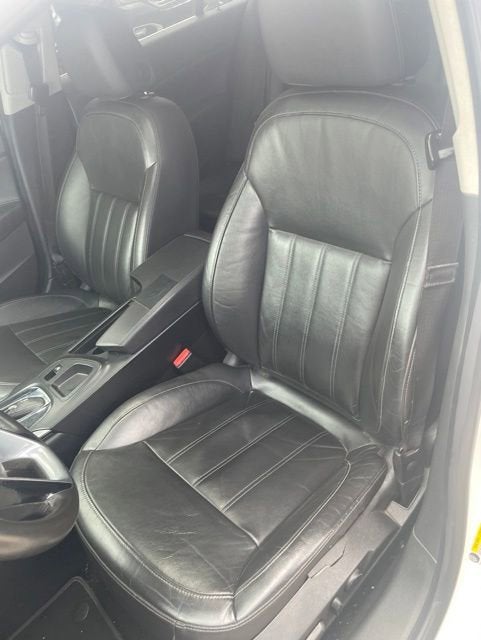 2011 Buick Regal CXL RL5