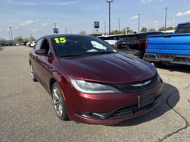 2015 Chrysler 200 S