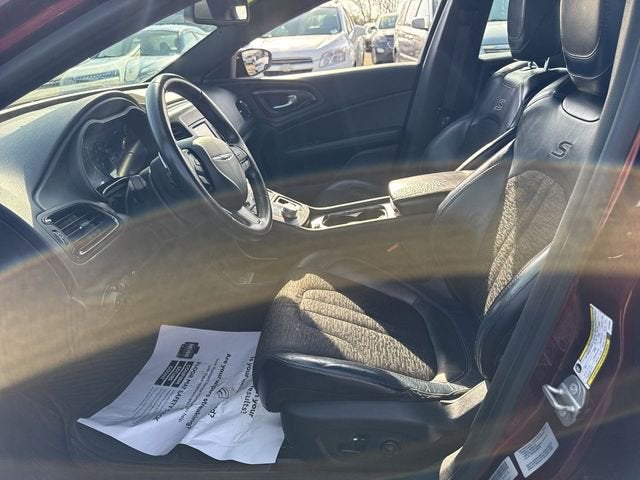 2015 Chrysler 200 S