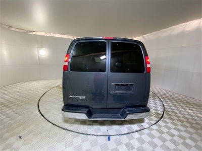 2016 Chevrolet Express Passenger 3500 LT