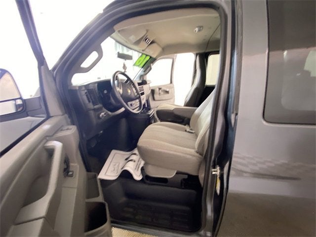 2016 Chevrolet Express Passenger 3500 LT
