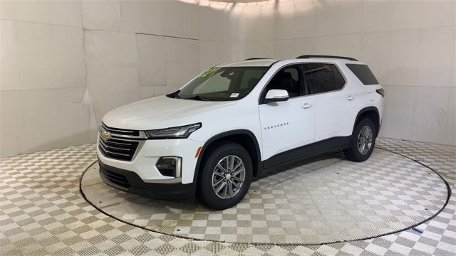 2022 Chevrolet Traverse LT Cloth