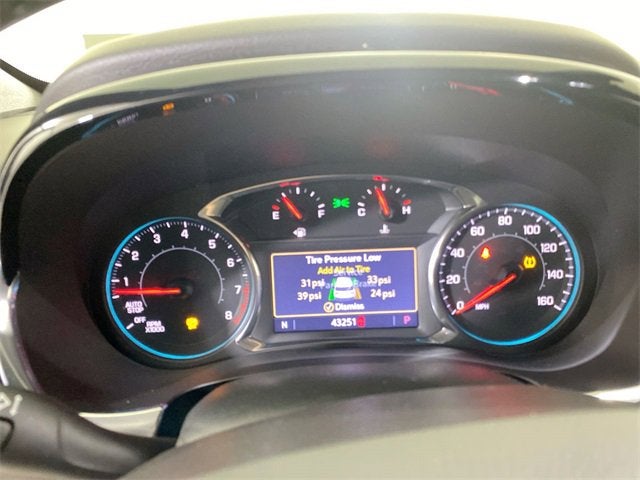 2022 Chevrolet Traverse LT Cloth