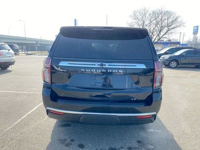 2023 Chevrolet Suburban LT
