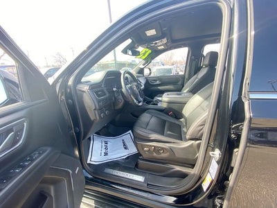 2023 Chevrolet Suburban LT