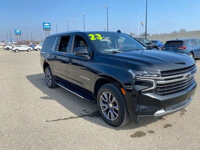 2023 Chevrolet Suburban LT