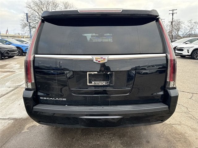 2018 Cadillac Escalade Luxury