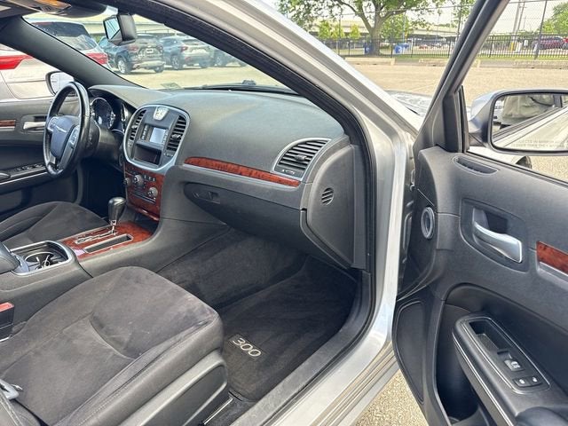 2012 Chrysler 300 Base