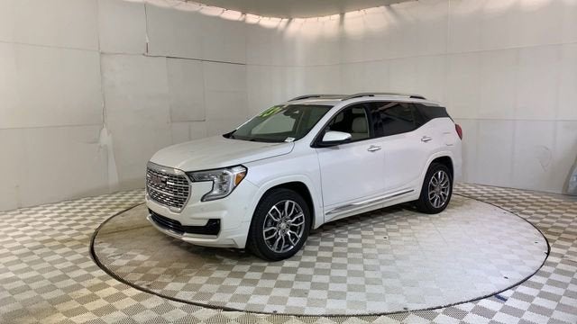 2023 GMC Terrain Denali