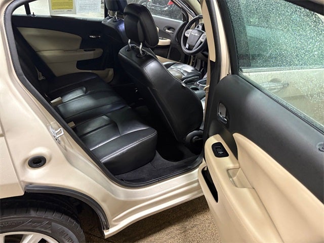 2014 Chrysler 200 Limited