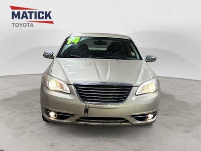 2014 Chrysler 200 Limited
