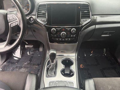 2020 Jeep Grand Cherokee Laredo