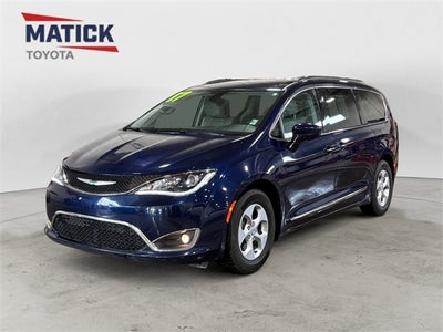 2017 Chrysler Pacifica Touring L Plus