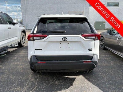 2022 Toyota RAV4 XLE