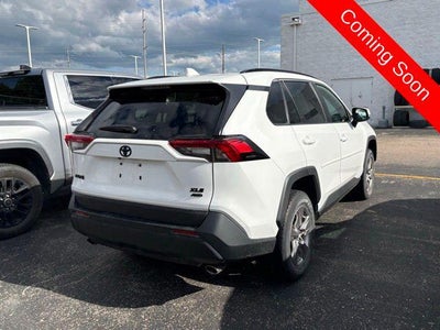 2022 Toyota RAV4 XLE