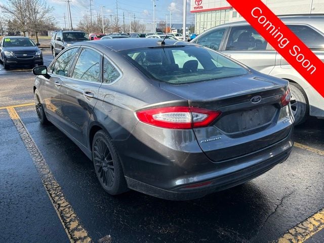 2016 Ford Fusion Hybrid SE
