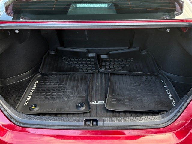 2020 Toyota Camry Hybrid XLE