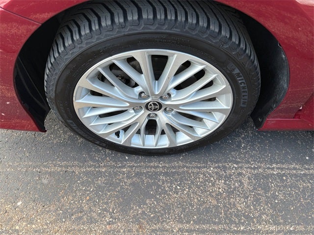 2020 Toyota Camry Hybrid XLE