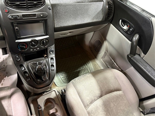 2004 Saturn VUE Base