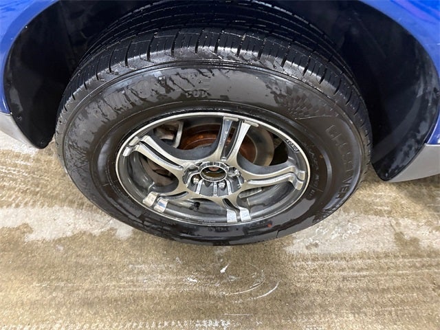 2004 Saturn VUE Base