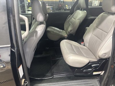 2018 Toyota Sienna Limited Premium 7 Passenger