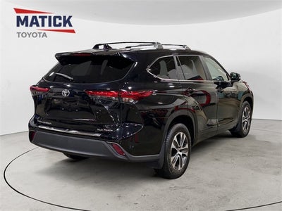 2023 Toyota Highlander XLE