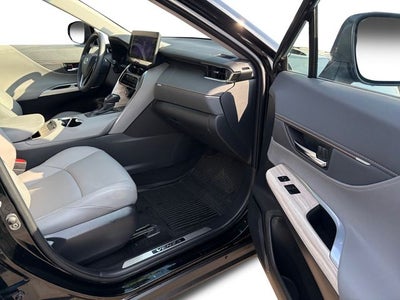 2023 Toyota Venza XLE