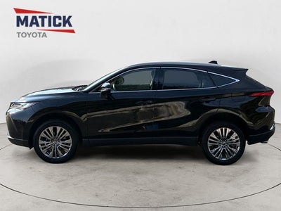 2023 Toyota Venza XLE