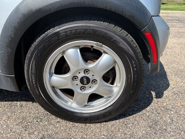 2005 MINI Cooper Base